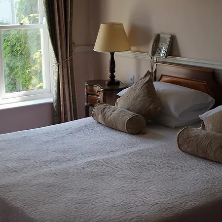 Kilcooly's Hotel