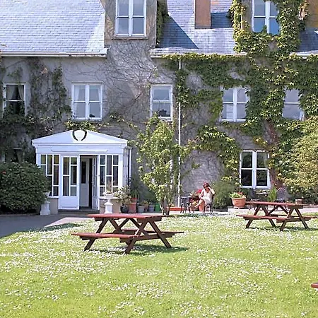 Hotel Kilcooly's *