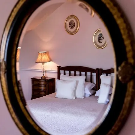 Hotel Kilcooly's